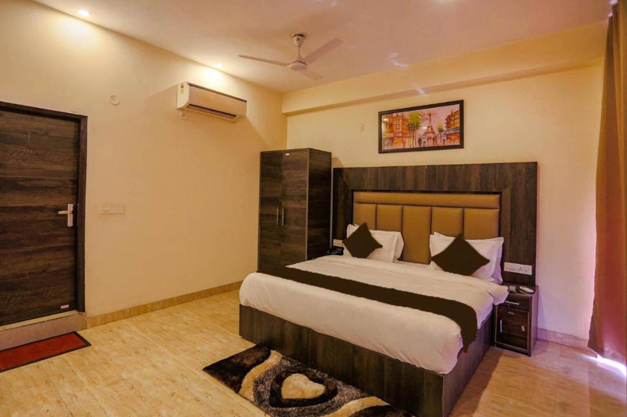 Hotel Swan Suite Near Delhi Airport Нью-Делі Екстер'єр фото