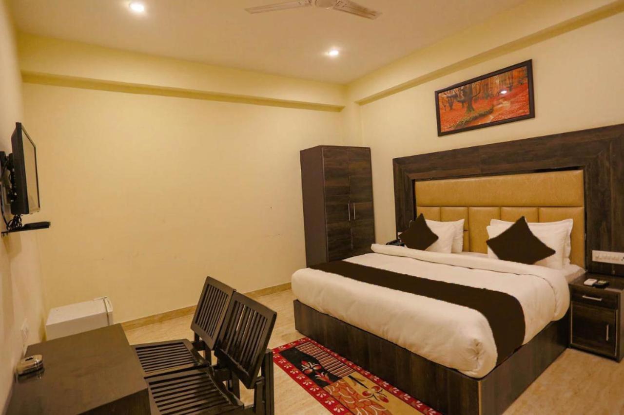 Hotel Swan Suite Near Delhi Airport Нью-Делі Екстер'єр фото