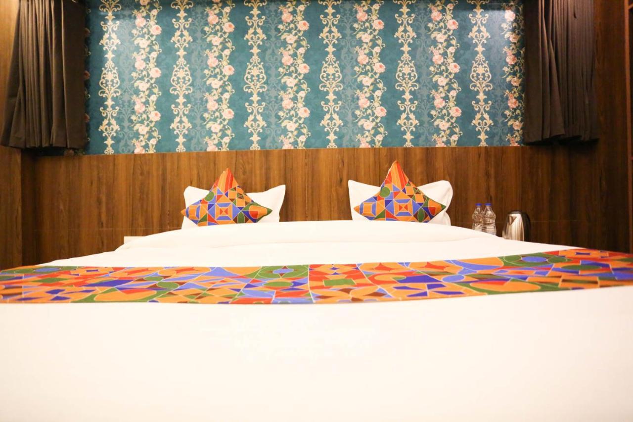 Hotel Swan Suite Near Delhi Airport Нью-Делі Екстер'єр фото